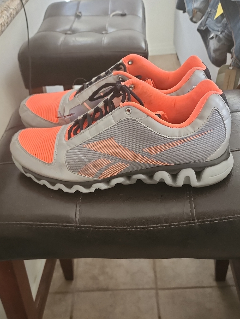 Reebok Men's Gray and Orange Low-Profile Sneakers